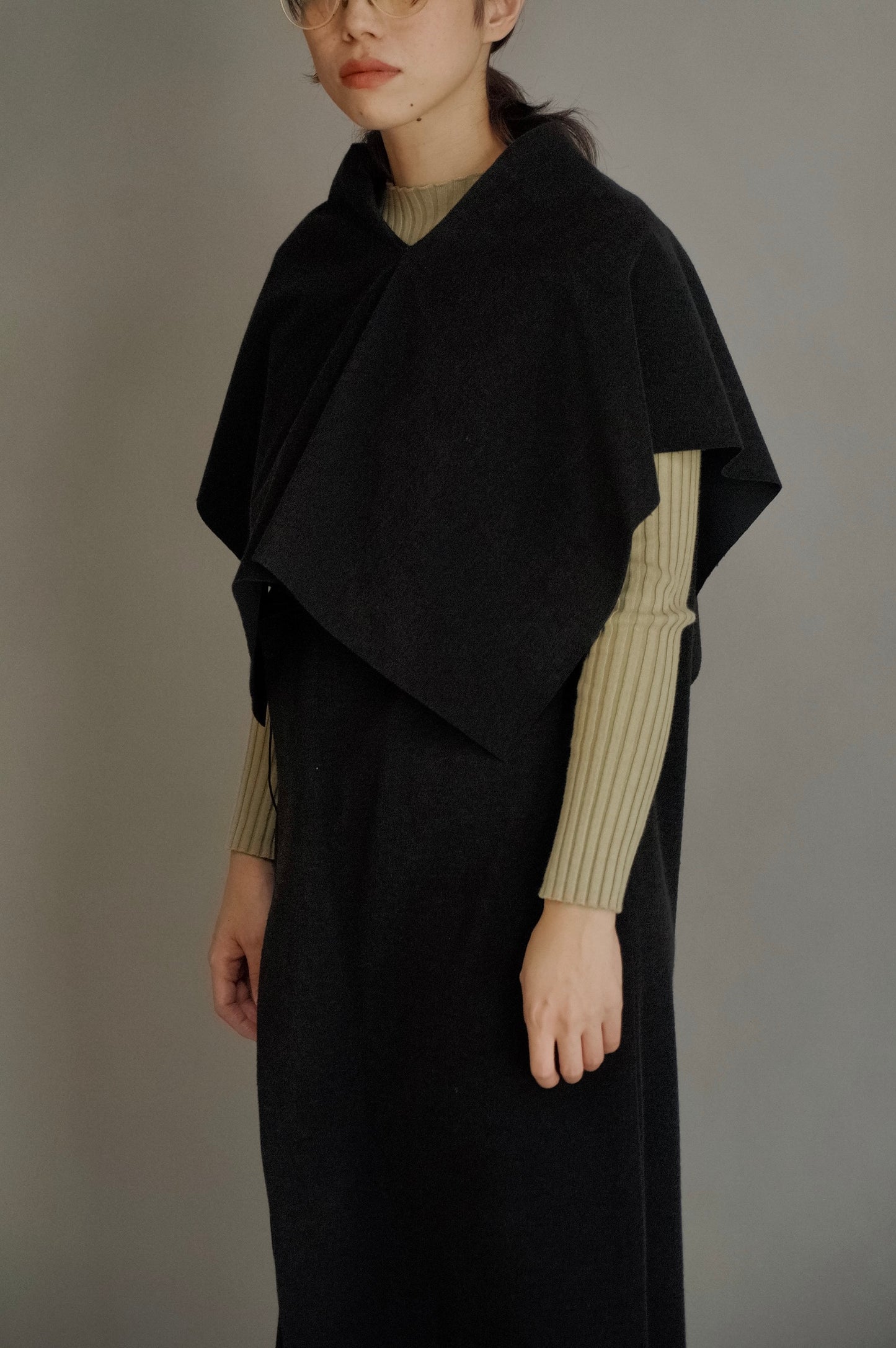 Cape dress [ JNS-10142 ] B