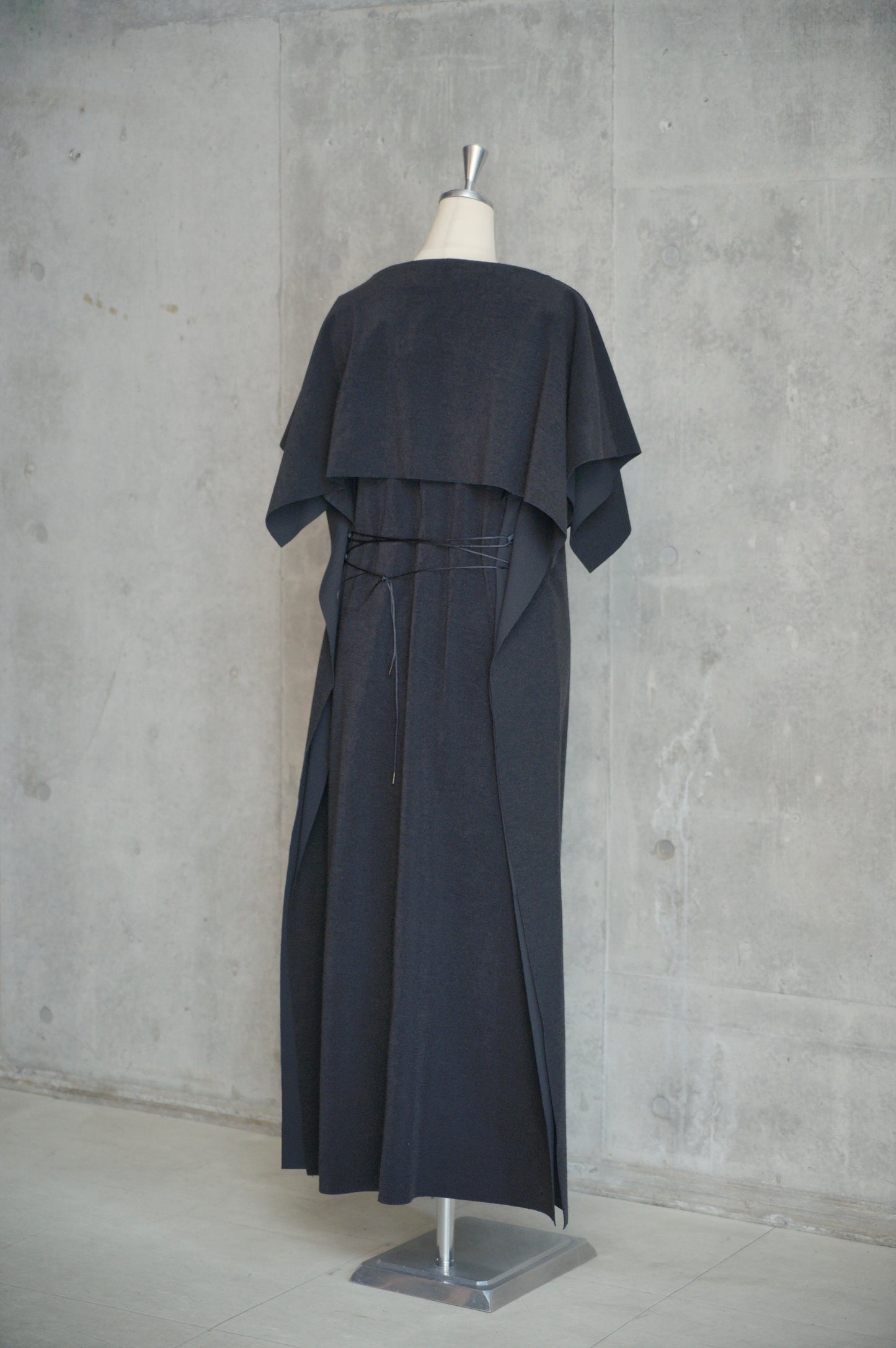 Cape dress [ JNS-10142 ] B