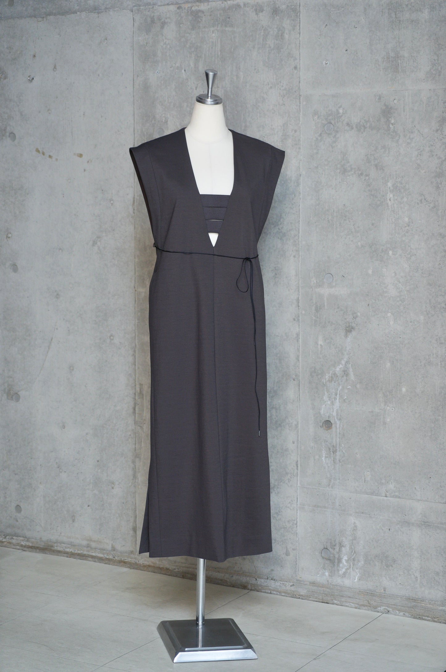 Pencil line dress [ JNS-10118 ]